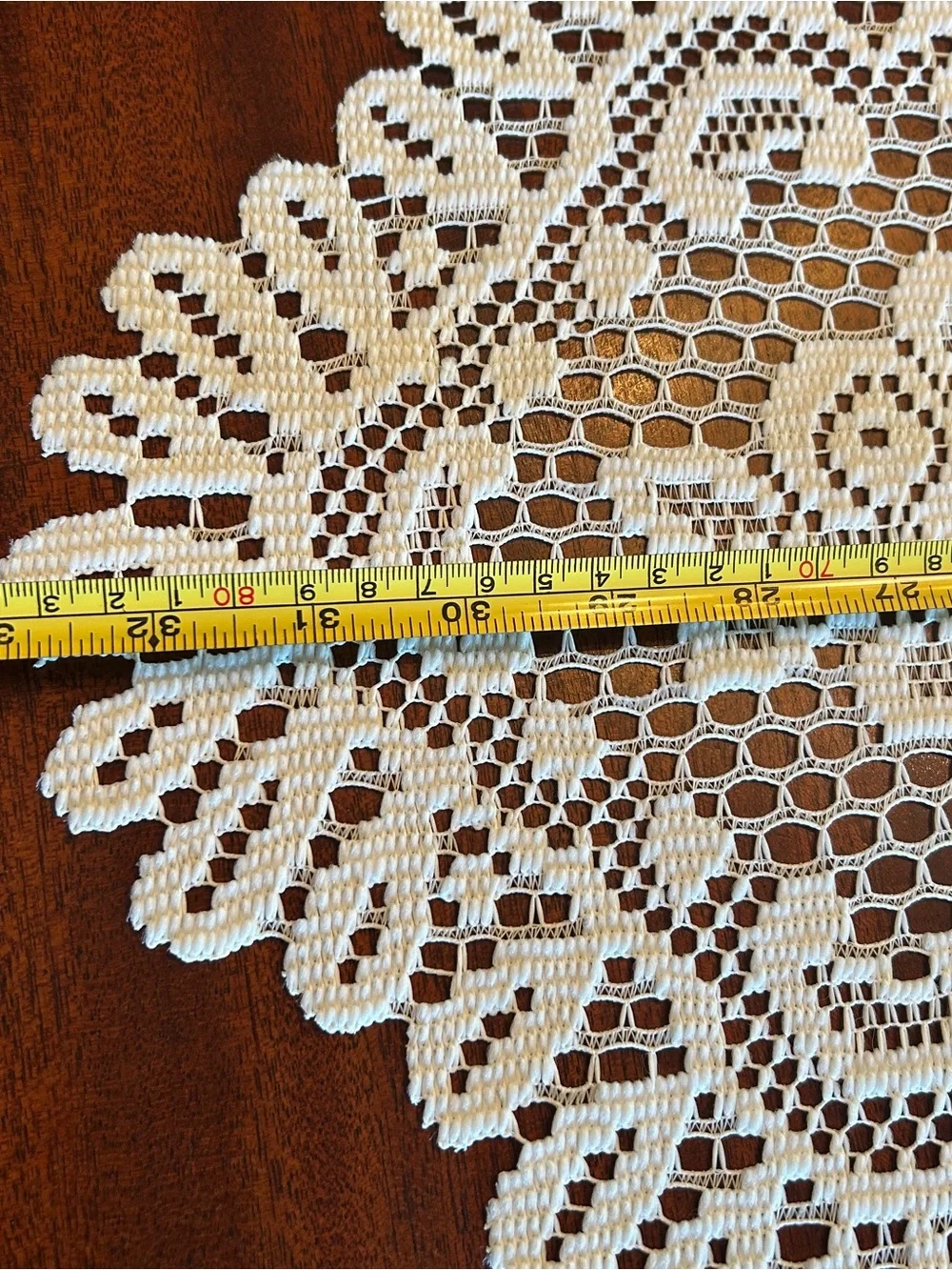 Heritage Lace Rose Floral Crochet Lace Table Runner White Cream